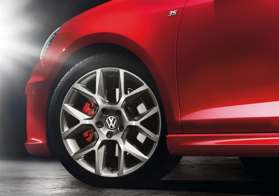  Volkswagen Golf GTi Edition 35 2011 года  (фото 4 из 5)